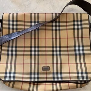 Authentic, vintage Burberry messenger bag